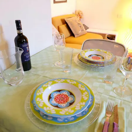 Uptown - Sabrina's Cozy *