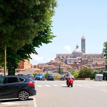 Uptown - Sabrina's Cozy سيينا