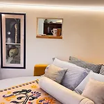 Apartment Uptown - Sabrina's Cozy *
