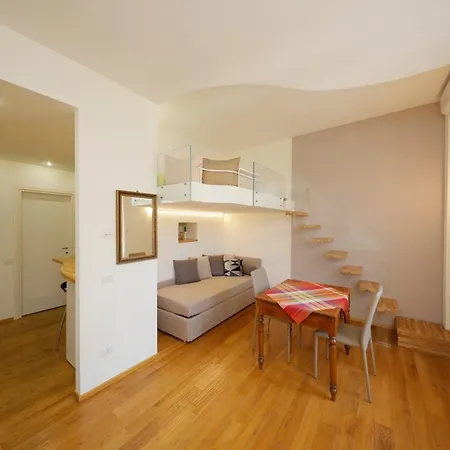 Uptown - Sabrina's Cozy Apartman *