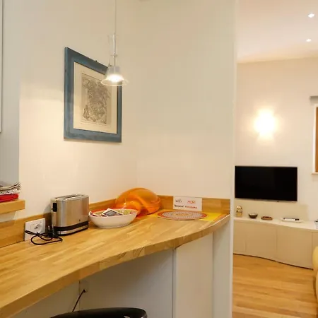 Apartment Uptown - Sabrina's Cozy Siena