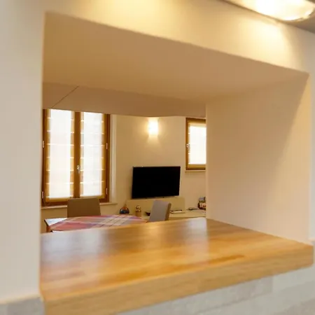 Uptown - Sabrina's Cozy *