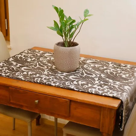 Uptown - Sabrina's Cozy * Sienne