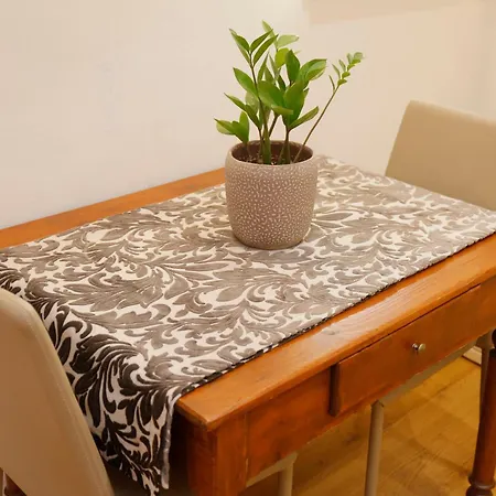 Uptown - Sabrina's Cozy アパート *