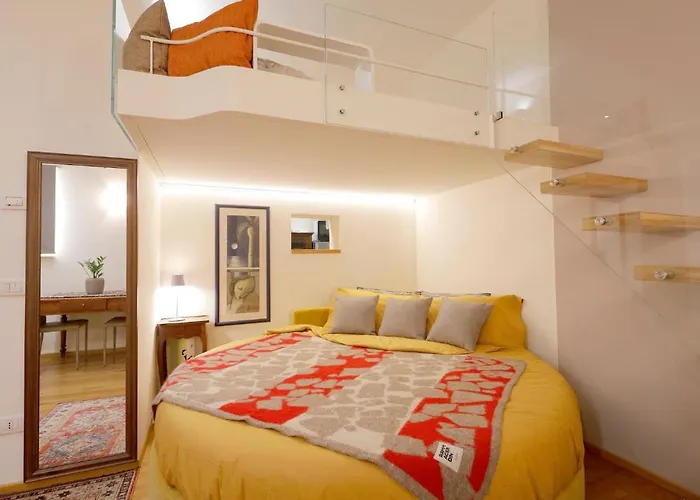 Uptown - Sabrina's Cozy *