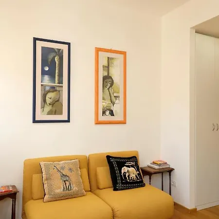 Uptown - Sabrina's Cozy Lägenhet Siena