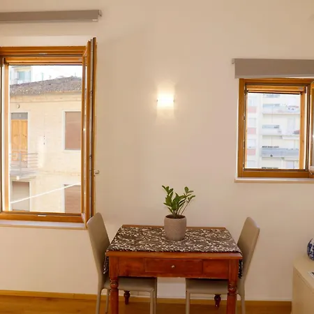 Uptown - Sabrina's Cozy Apartment *