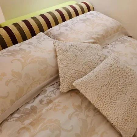 Uptown - Sabrina's Cozy *