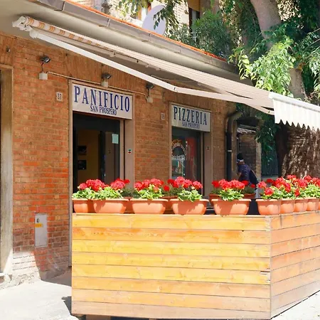 Апартаменты Uptown - Sabrina's Cozy