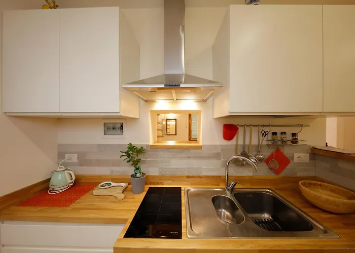 Uptown - Sabrina's Cozy 锡耶纳